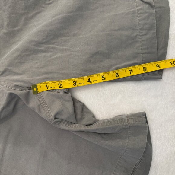 St. John's Bay Men's Shorts - Picture 4 of 7